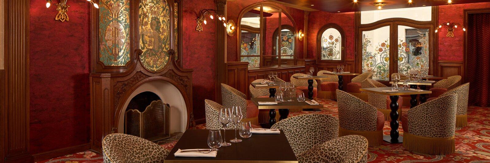 Hotel Regina Louvre Dining
