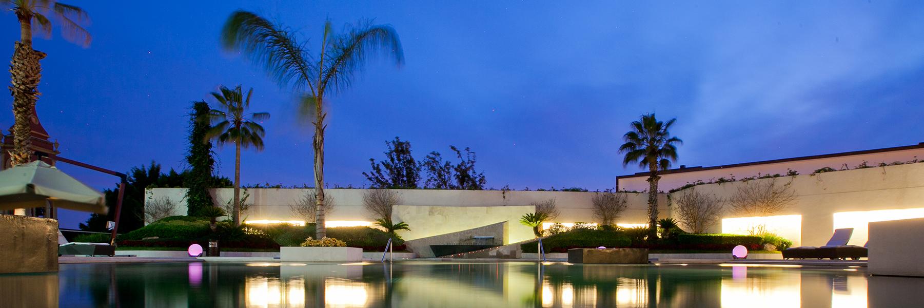 HS HOTSSON Hotel Leon pool