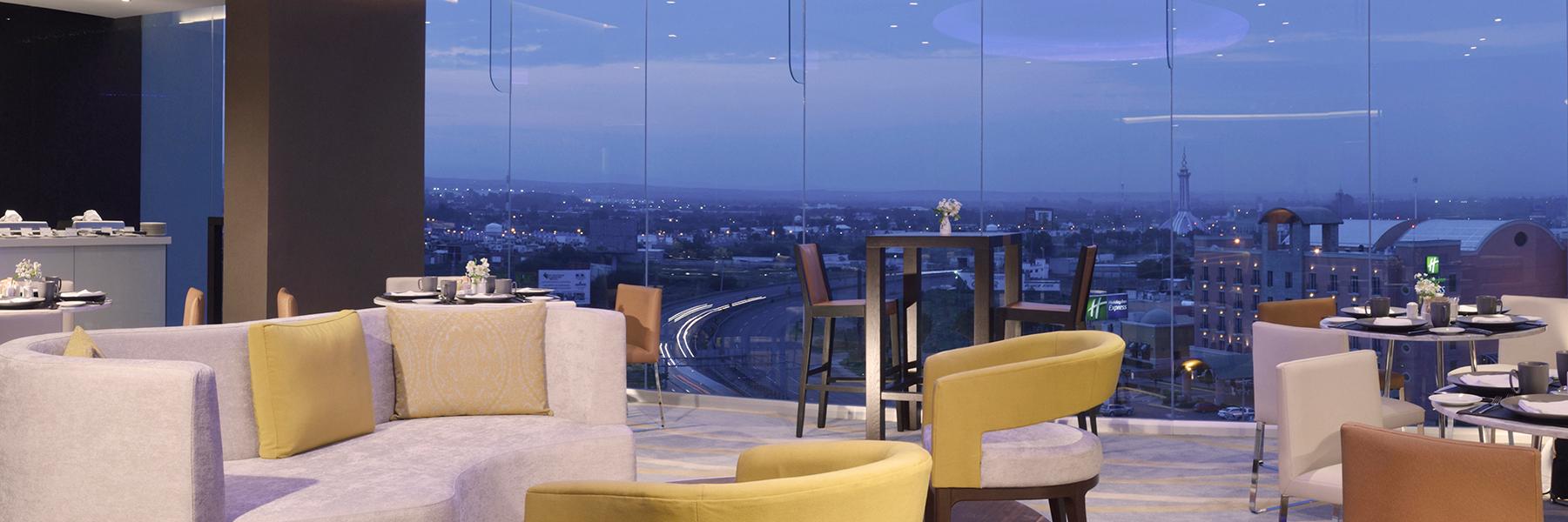 HS HOTSSON Hotel Silao dining