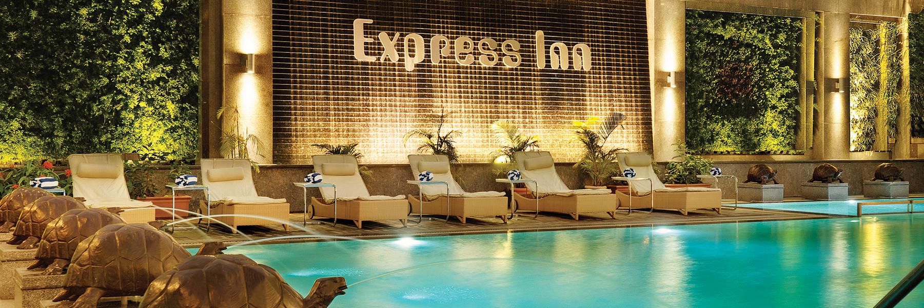 Express Inn Nashik pool