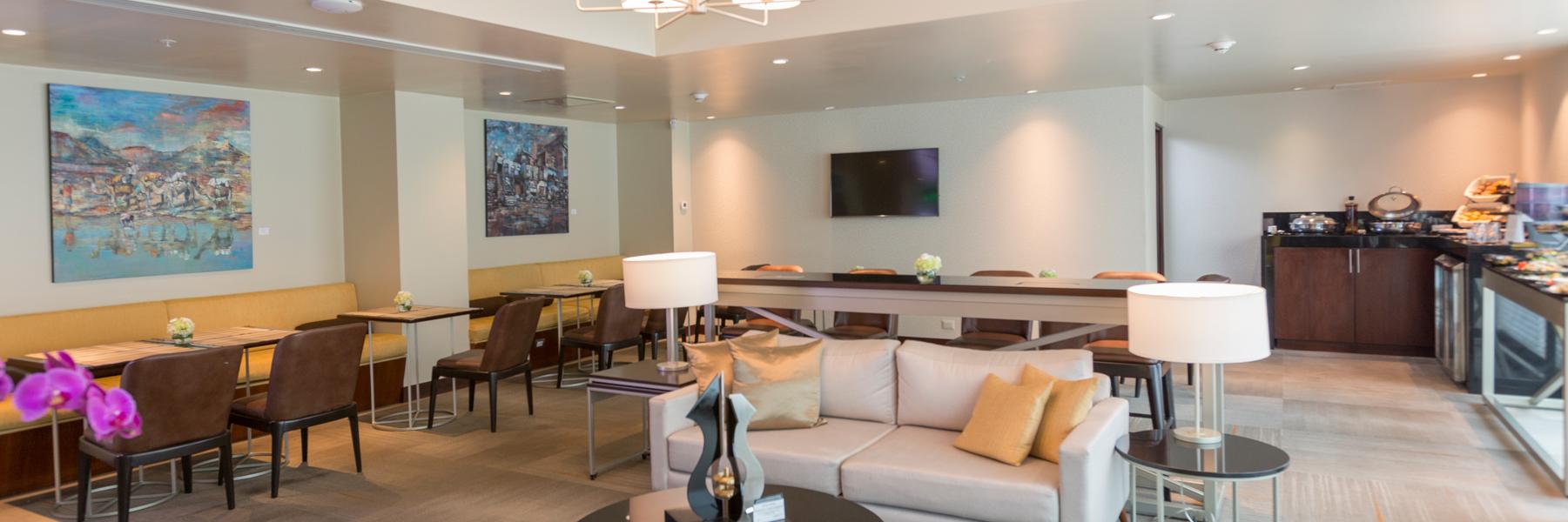Delfines Hotel & Convention Center dining