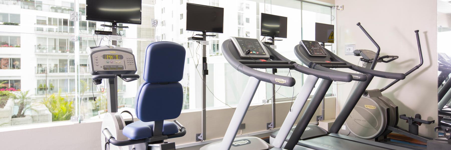 Delfines Hotel & Convention Center gym
