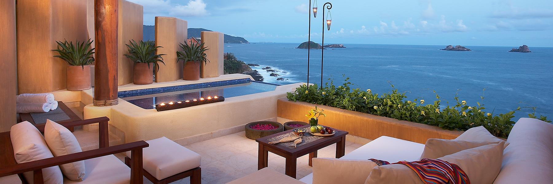 Cala de Mar Resort & Spa Ixtapa Guestroom Balcony