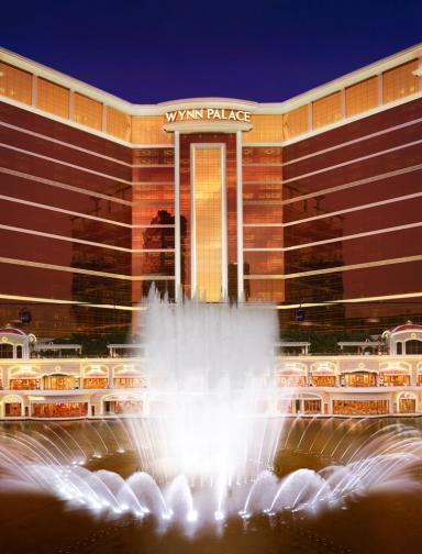 Wynn Palace Cotai | Exterior with Fountain in the Forefront