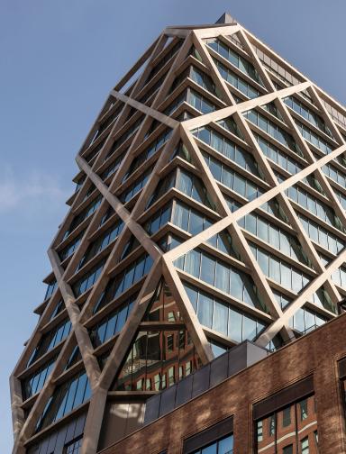 FORTH Hotel & Club Exterior