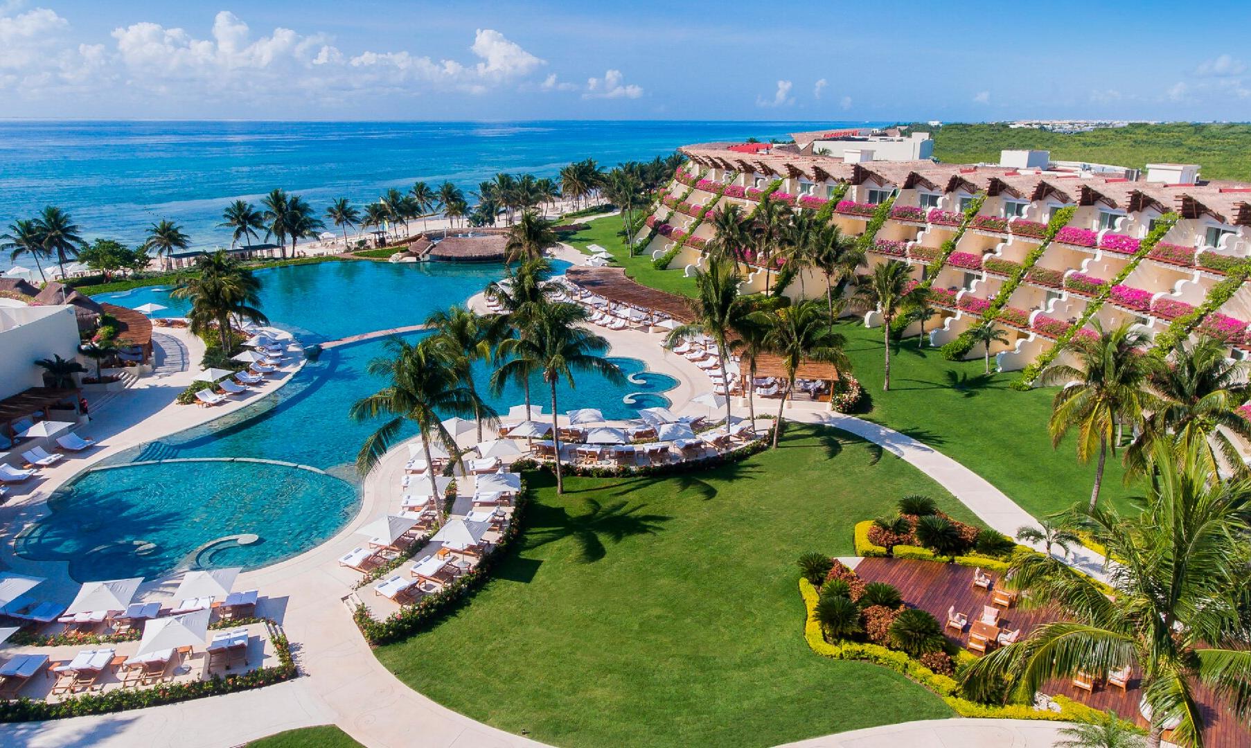 Grand Velas Riviera Maya Resort Pool-100.jpg