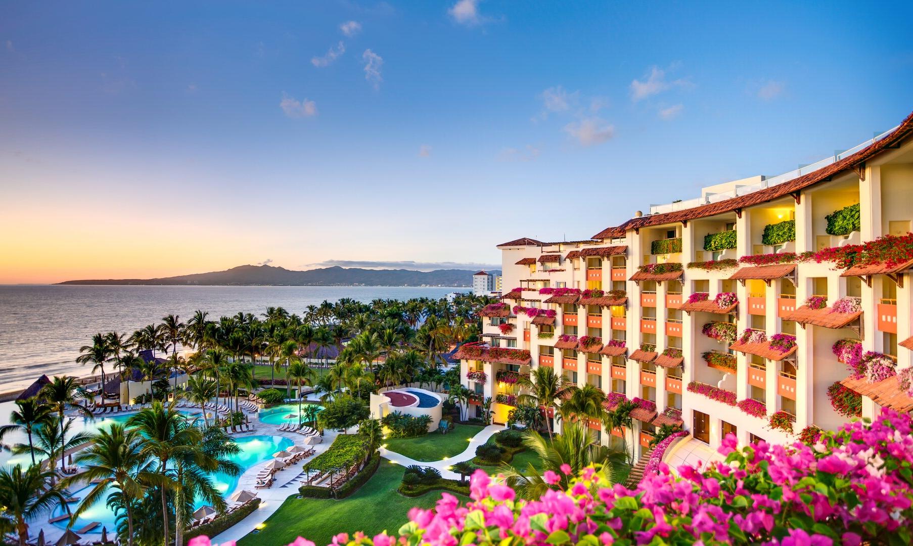 Grand Velas Riviera Nayarit Pool and Ocean.jpg