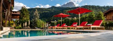 hotel tyrol pool