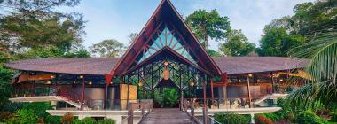 Borneo Eagle Resort Entrance