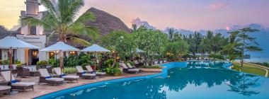Sea Cliff Resort & Spa Zanzibar pool