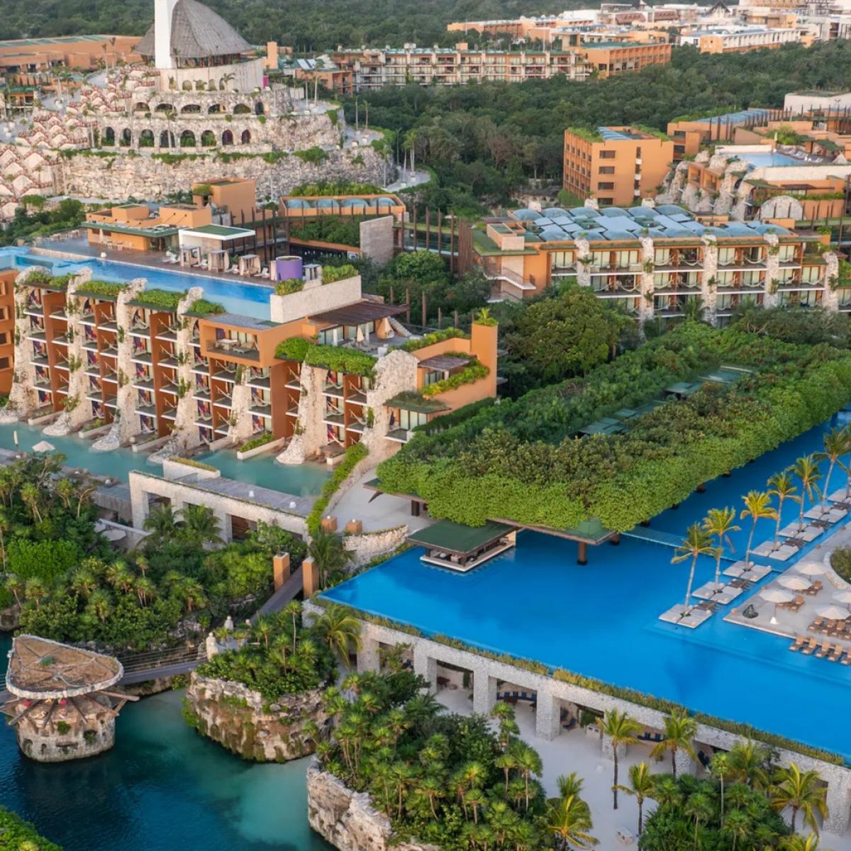 Hotel Xcaret Arte