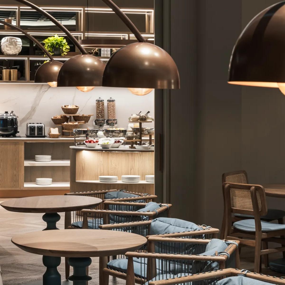 Poblado Plaza Hotel | Tasso Restaurant Cafe Area