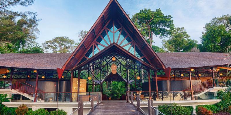 Borneo Eagle Resort Entrance