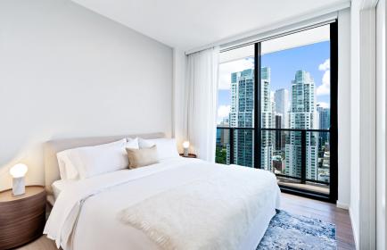 City View Three Bedroom Suite with King/Queen/Two Twins ADA
