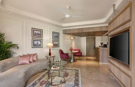 Aurika, Mumbai International Airport Living Room
